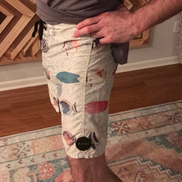 Swimsuit board shorts - Picture 4 of 8